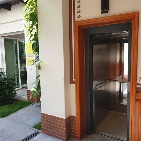 Marcel Aparthotel 3*