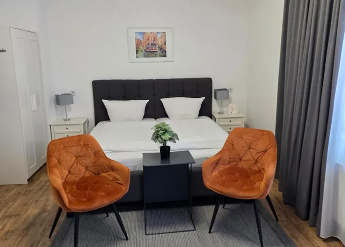 Marcel Aparthotel 3*