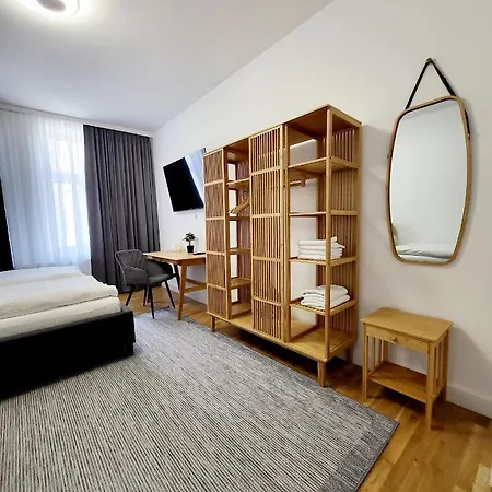 Marcel Aparthotel 3*