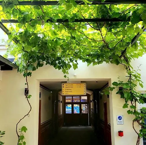 Marcel 公寓式酒店 3*